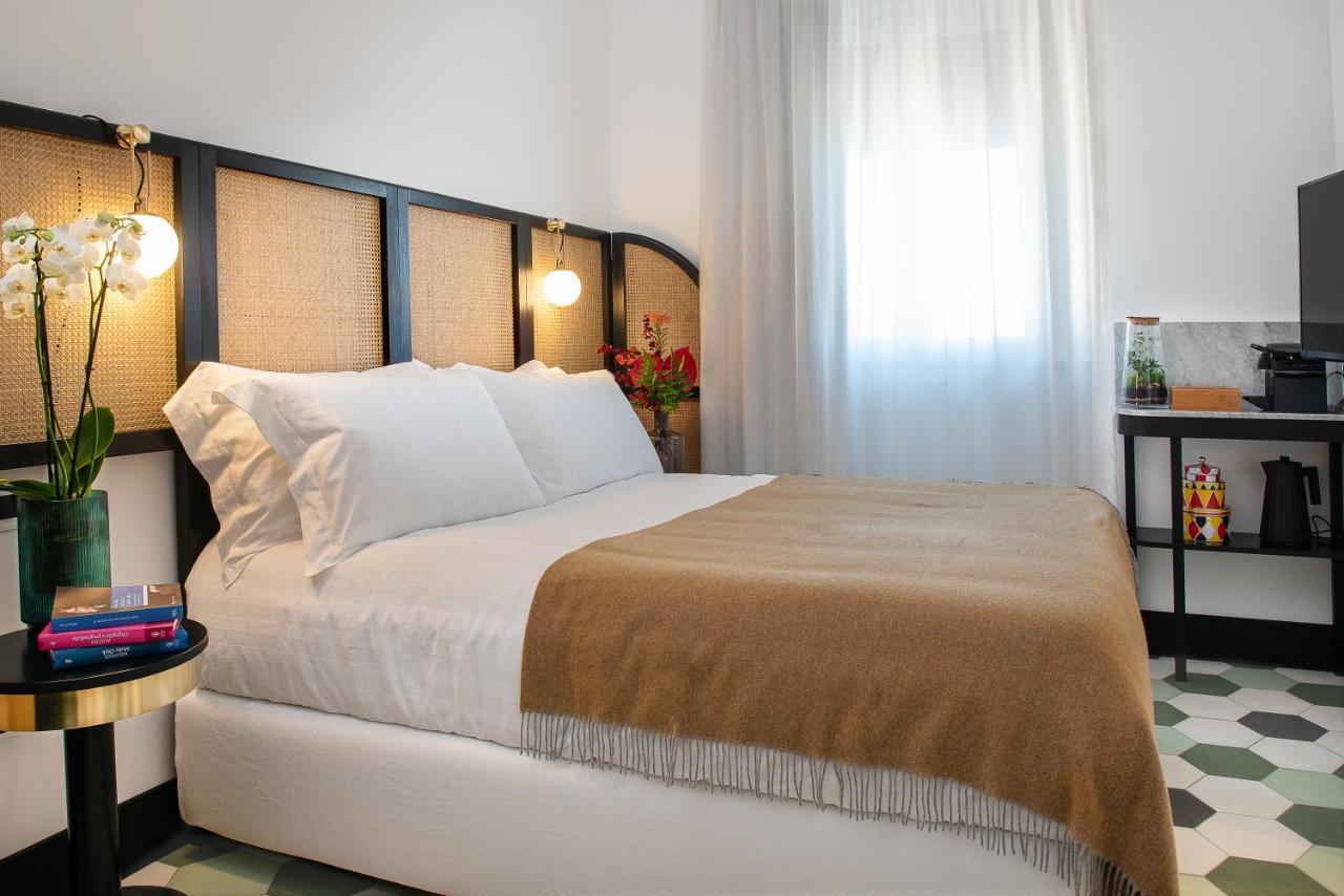 Magnolia Boutique Rooms Catania Bagian luar foto